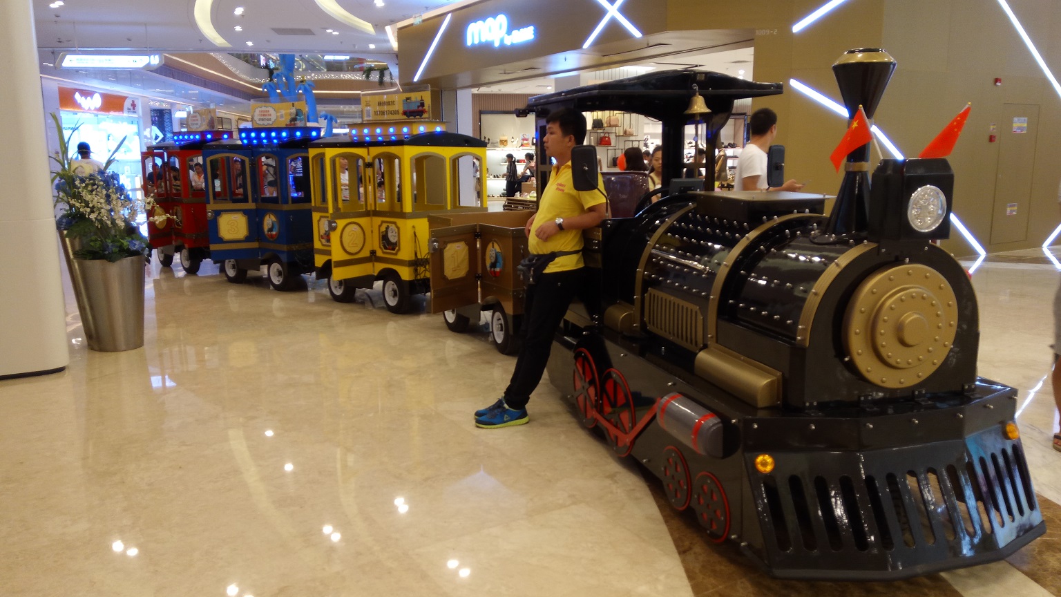 海南電動小火車廠/海南時(shí)代興能源