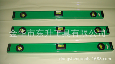 老款新做型水平尺，工字型水平尺，輕型可帶磁的水平尺，水平儀。
