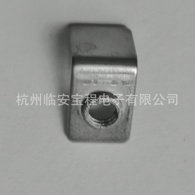 批發(fā)M4不銹鋼接線片 電熱電器五金配件連接件 1.0x8x11x9mm接線片