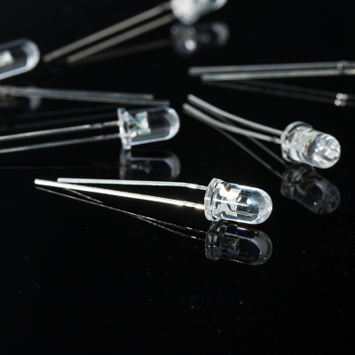 紫光LED燈珠380-385nm波長手電筒照尿斑F5圓頭燈珠發(fā)光二極管批發(fā)