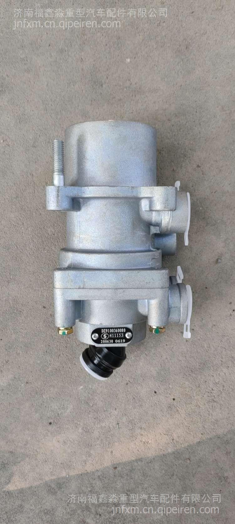德龍F(tuán)3000德龍X3000制動總泵 DZ9100360080
