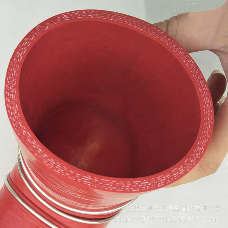 紅色細節(jié)4