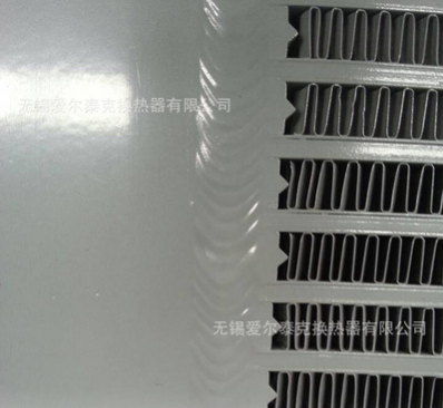 廠家供應制定小松工程機械挖掘機用油散熱器水箱中冷器