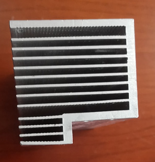 廠家直銷(xiāo)變頻器專(zhuān)用散熱器