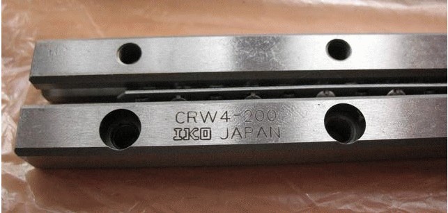 IKO交叉滾子導(dǎo)軌 CRW6-150SL CRW6-200 CRW6-200SL
