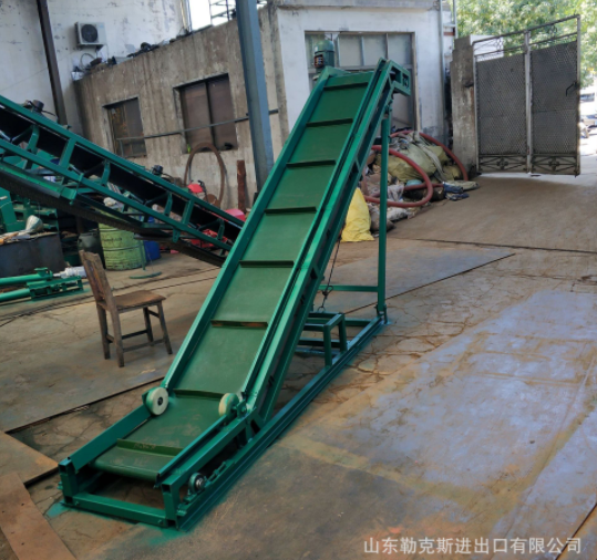 廠家直供轉(zhuǎn)彎型網(wǎng)帶輸送機(jī) 上料皮帶運(yùn)輸機(jī)可升降 輕便靈活