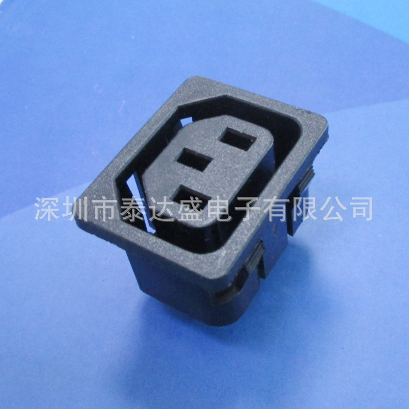 28*36黑色面板品字尾電源座 穩(wěn)壓器逆變器C13器具插座 DB-14-M-3