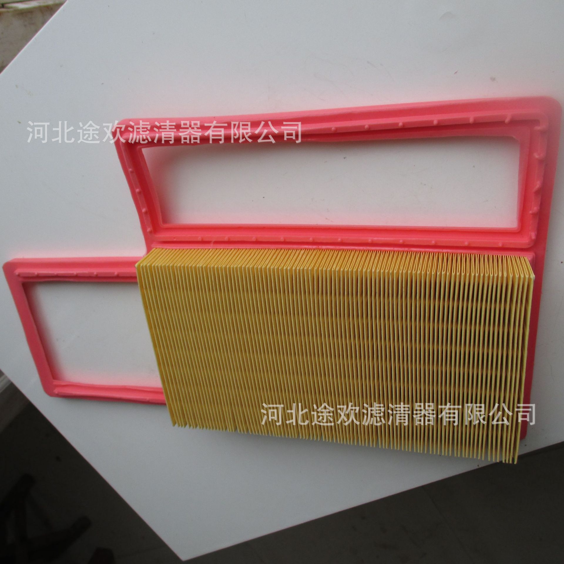 適用寶駿730空氣濾芯 批發(fā)各種汽車濾清器 空氣格空調(diào)芯