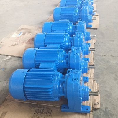 齒輪減速機 同軸硬齒面臥式斜齒輪減速機 c系列齒輪減速機廠家