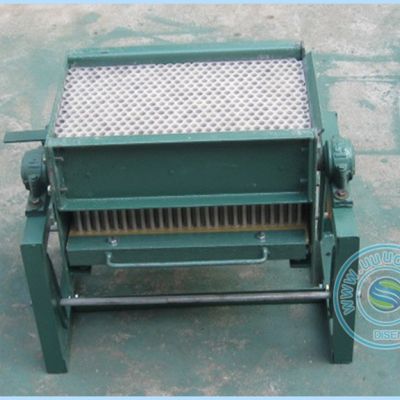 FM400-1粉筆機(jī) 每次生產(chǎn)400支粉筆制作設(shè)備 手動(dòng)粉筆機(jī)設(shè)備