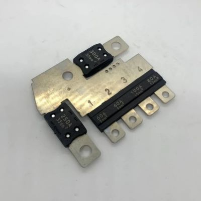 適用科魯茲君威君越邁銳寶電瓶保險(xiǎn)絲螺栓型汽車保險(xiǎn)片20914309