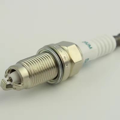 汽車火花塞銥發(fā)動(dòng)機(jī)火花塞90919-01221 sk20bgr211適用于豐田